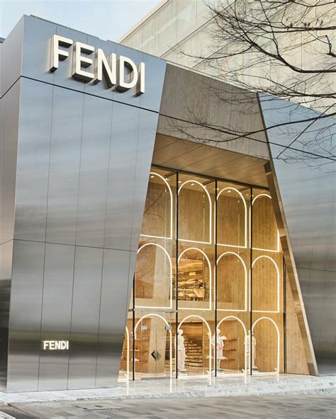 fendi stores in japan